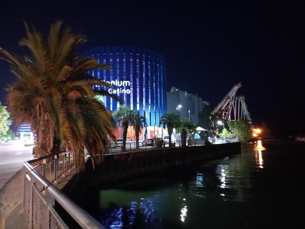 Alojamiento En Tigre Buenos Aires Hotel Buitenkant foto